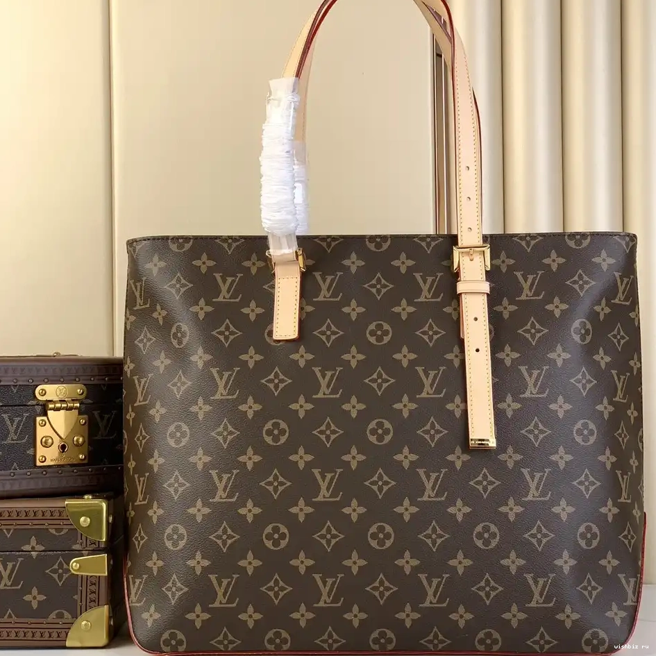 WIS Mezzo LOUIS VUITTON 0327